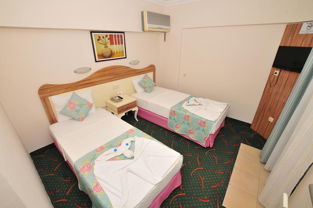 Hotel Pelin Fethiye Kültér fotó